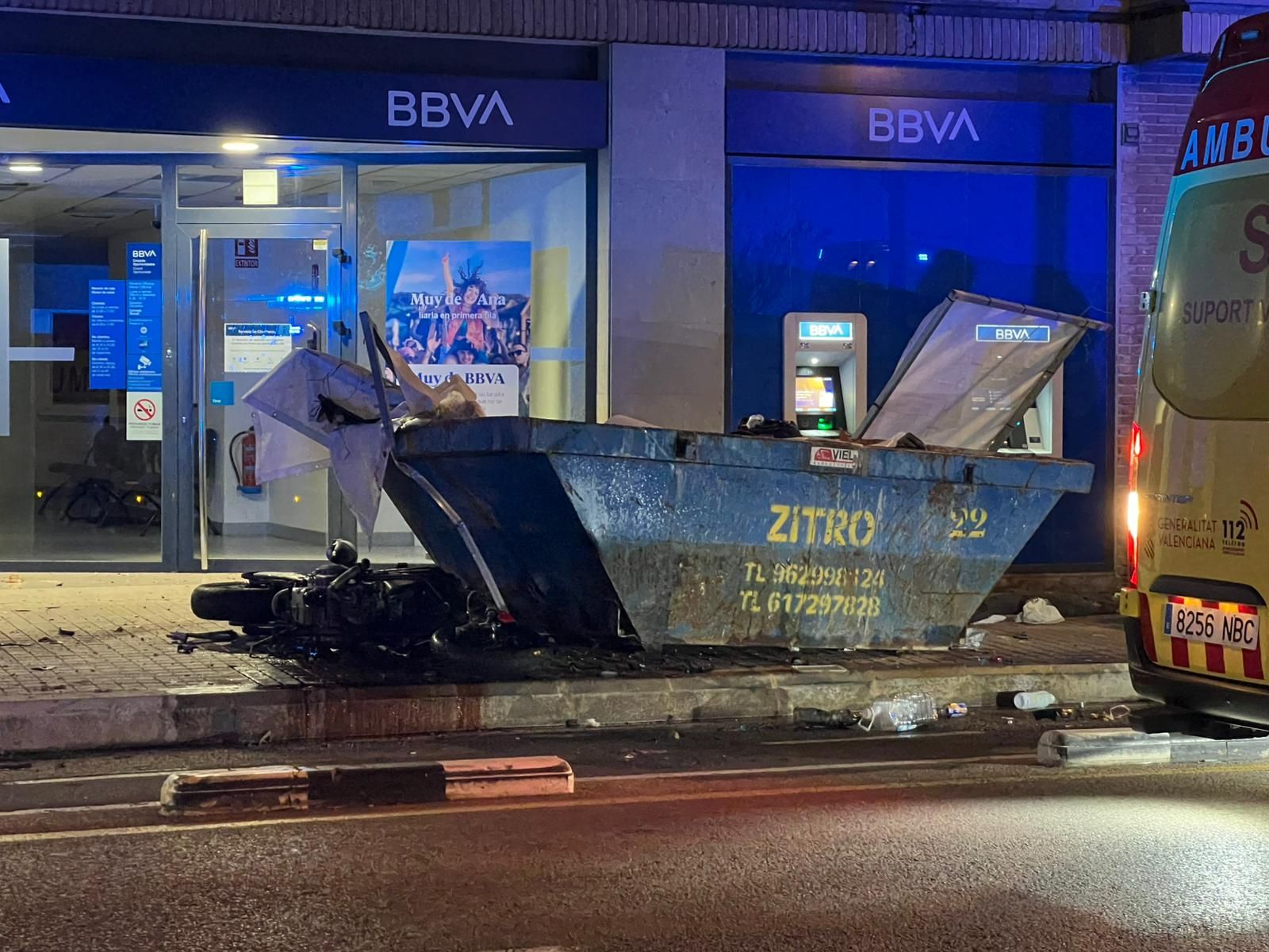 Un herido grave en un accidente de tráfico junto al Clínico en Valènciav