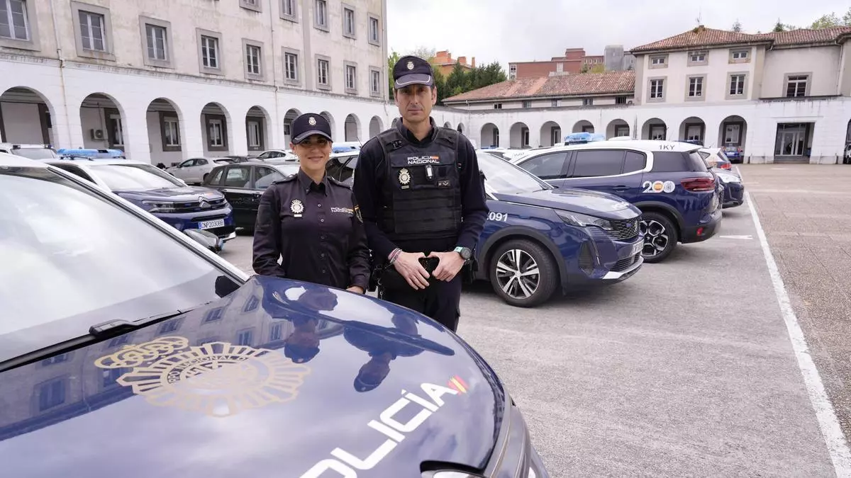 Ángel y Carolina, los "ángeles de la guarda" que salvaron a una joven que iba a tirarse de un puente en Oviedo