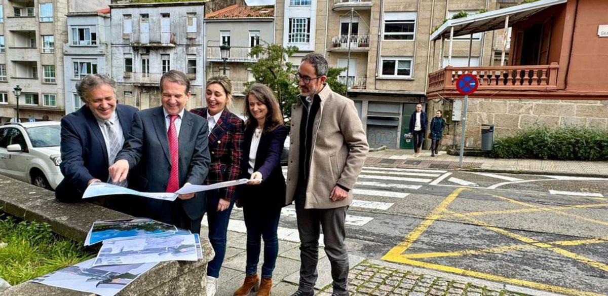 Caballero, con Pardo (i.), Rodríguez, Mejías y Centrón.