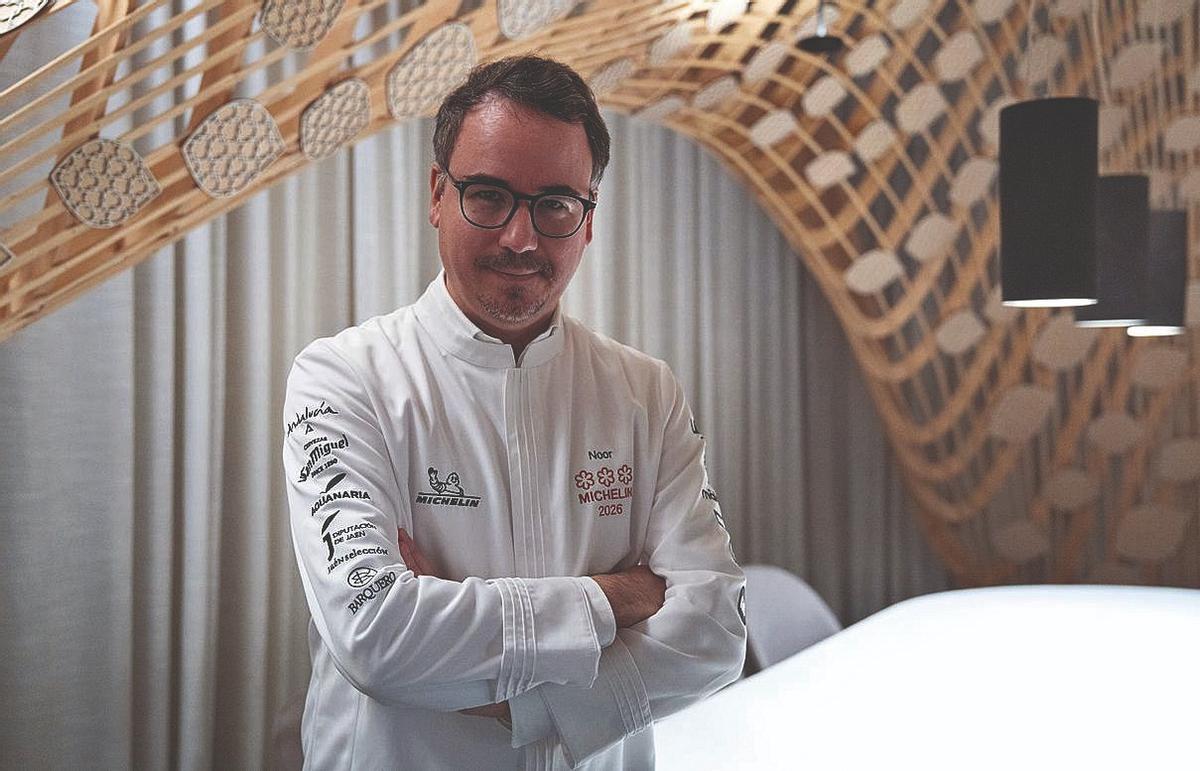 Paco Morales, en Noor, buque insignia de la ‘armada gastronómica’ cordobesa con tres estrellas Michelin y tres soles Repsol.
