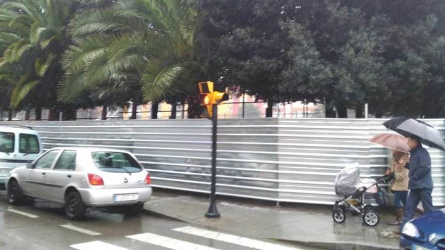 El parque de La Serena, vallado para la intervención.