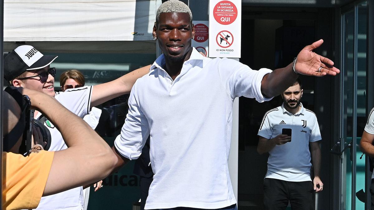 Paul Pogba arrives at Juventus for medical