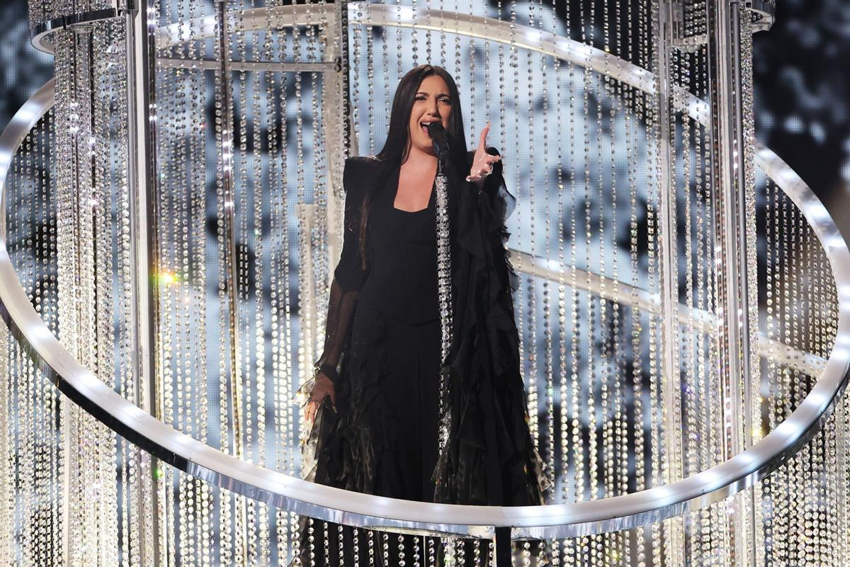 17/05/2025 17 May 2025, Switzerland, Basel: Yuval Raphael from Israel performs with the song "New Day Will Rise" on stage at the opening of the final of the 69th Eurovision Song Contest (ESC 2025) at St. Jakobshalle. Photo: Jens Büttner/dpa POLITICA INTERNACIONAL Jens Büttner/dpa