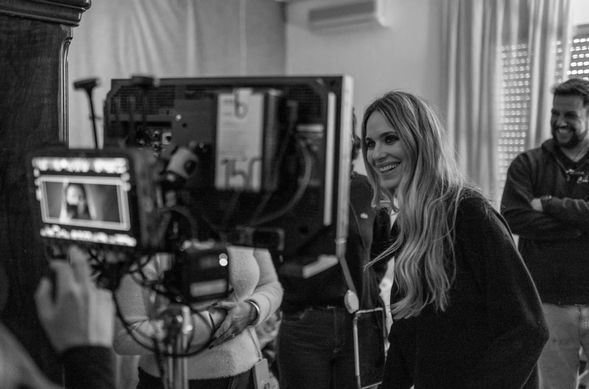 Vanesa Romero, en el rodaje de "Sexo a los 70", nominada a mejor cortometraje de ficción