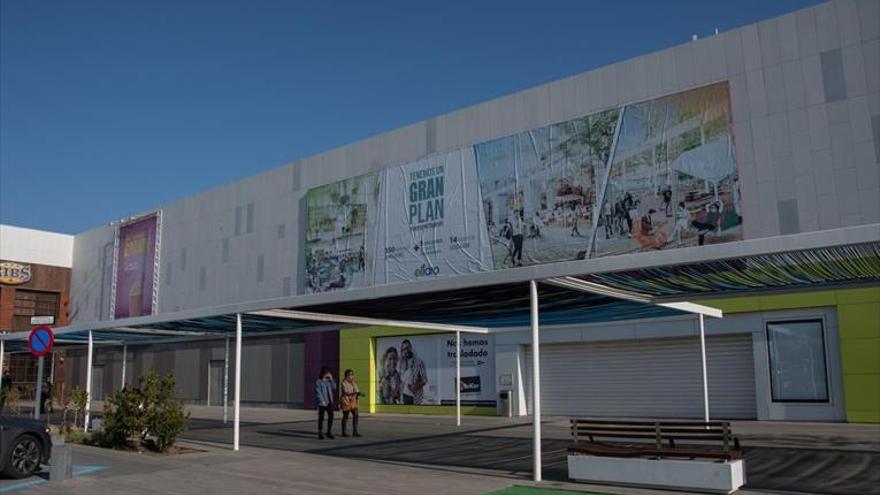 Los nuevos cines ya se anuncian en el centro comercial El Faro