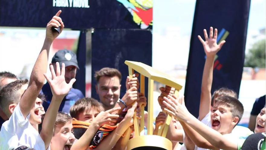 El Valencia CF se proclama campeón de la Motion Cup de categoría alevín