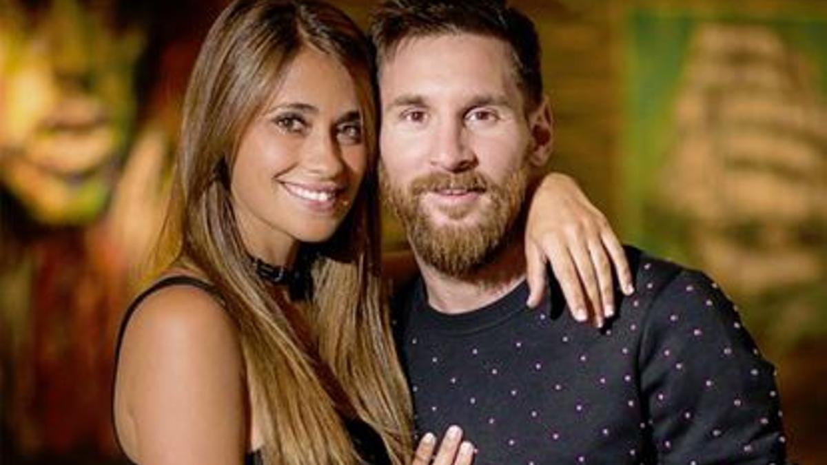 Antonella y Messi cenan en familia en un conocido restaurante parisino