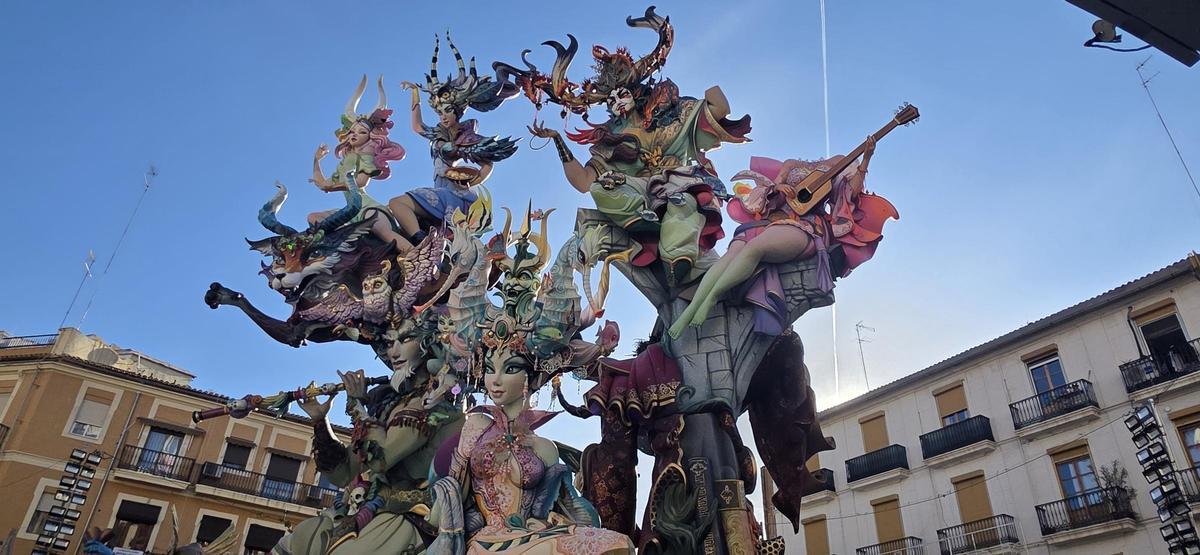 Els elements principals de la falla de David Sánchez Llongo ja estan alçats