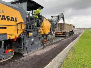 El Circuit Ricardo Tormo inicia las obras de su segundo reasfaltado