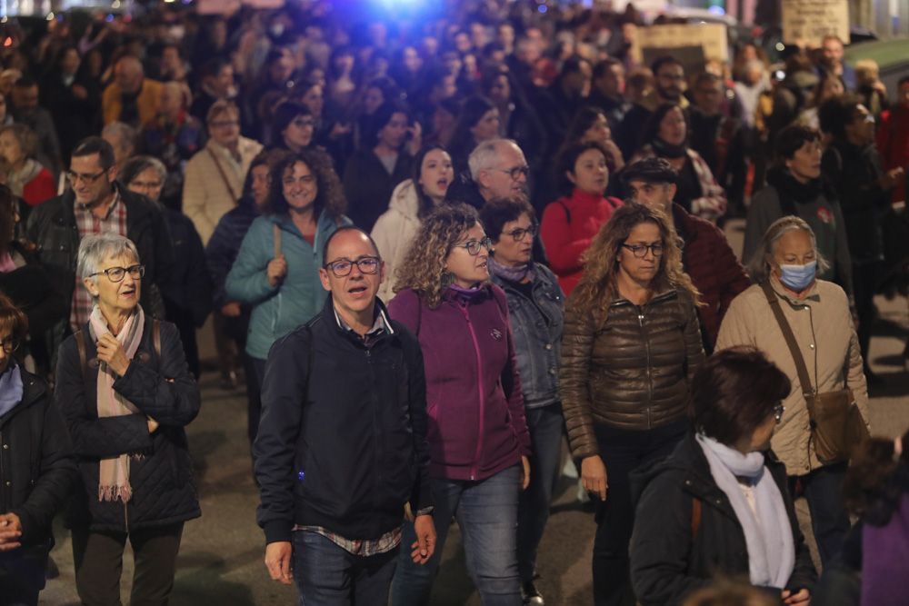 Sagunt grita contra la violencia machista el 25N