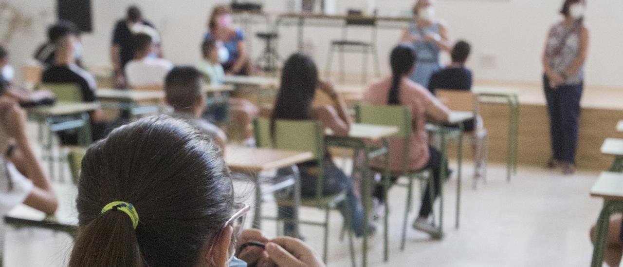 Alumnado en un acto de bienvenida al instituto el curso pasado