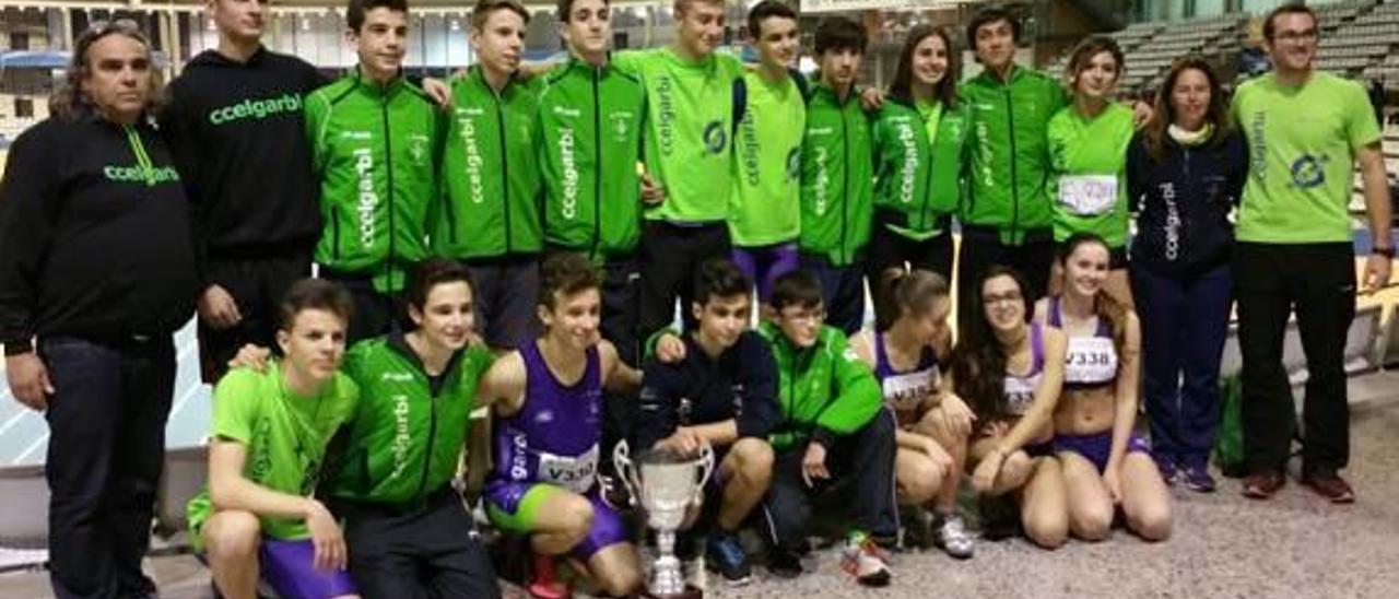 Los cadetes del Club El Garbí compiten  en Zaragoza la final de la Copa de España