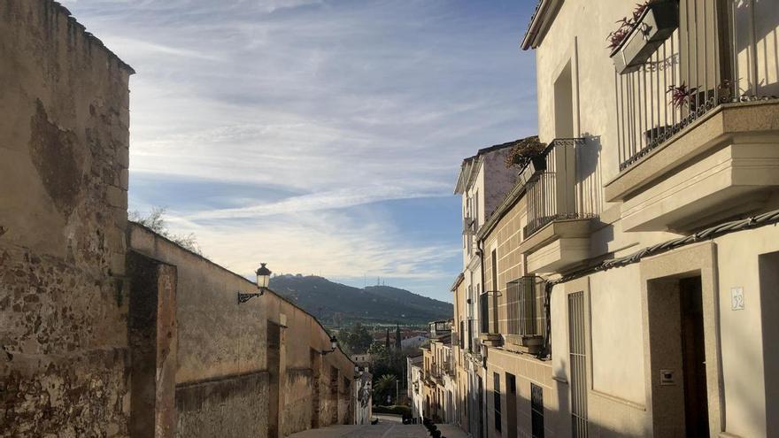 Fotogalería | La calle Fuente Nueva de Cáceres