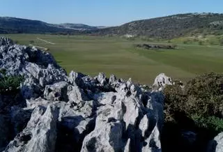 ¿Qué es un 'lapiaz'? El bosque de piedra de un pueblo de Córdoba que es una joya