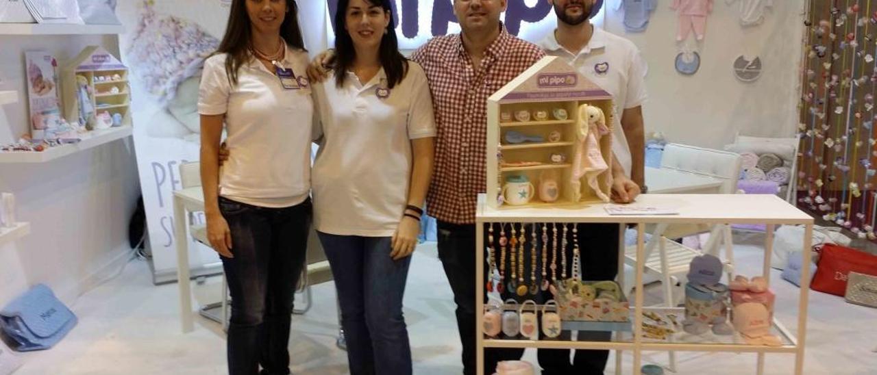 «Nuestros chupetes son 100% ´made in Spain´, y son el producto estrella y que nos diferencia»