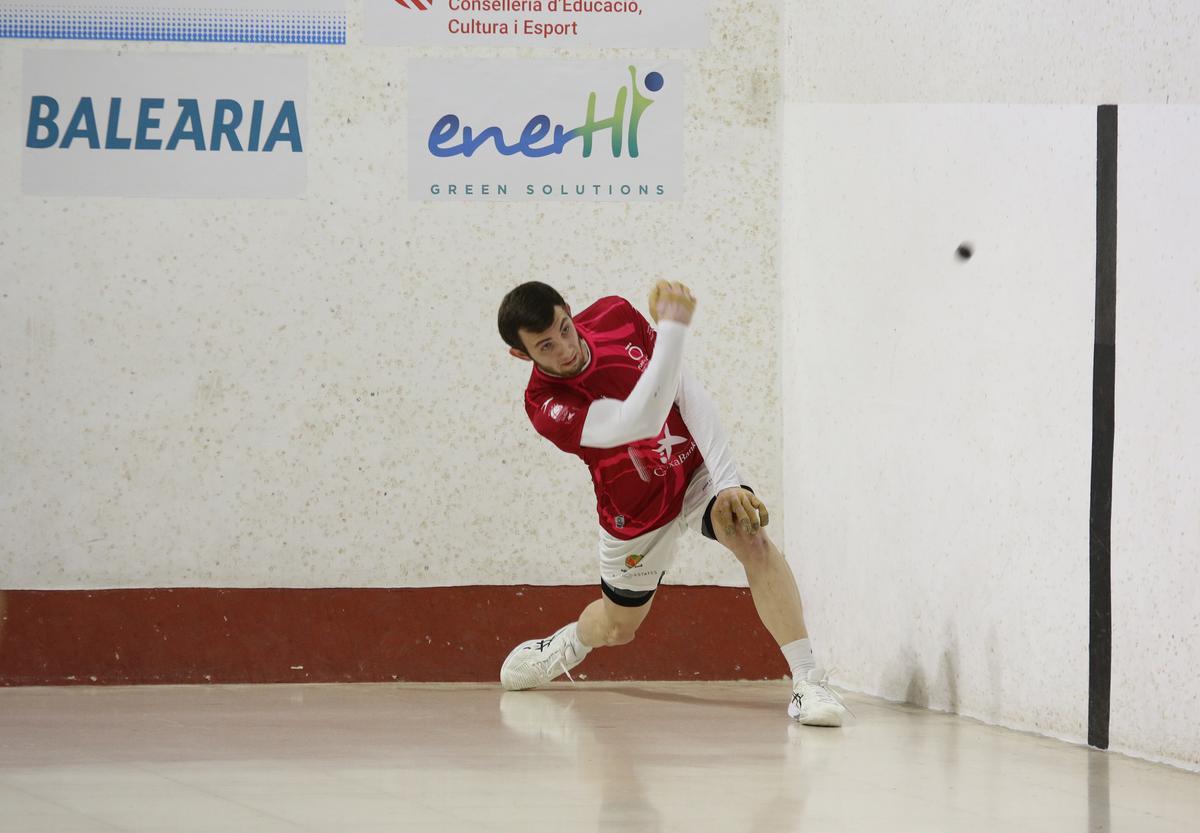 Montaner (foto), Canari i Ibiza descansen fins al 3 de febrer, quan hauran de jugar al trinquet del Genovés.