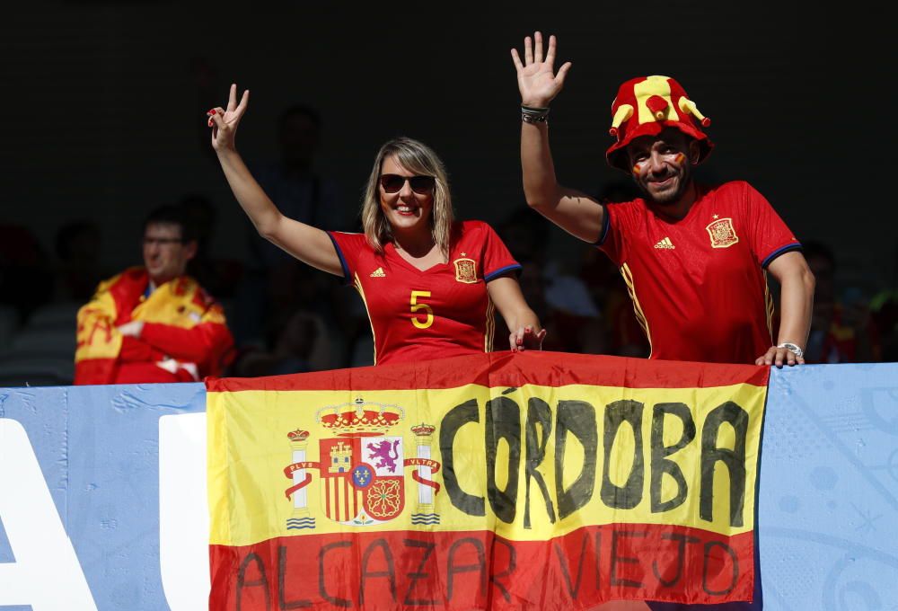 Eurocopa 2016: Los aficionados españoles toman las gradas
