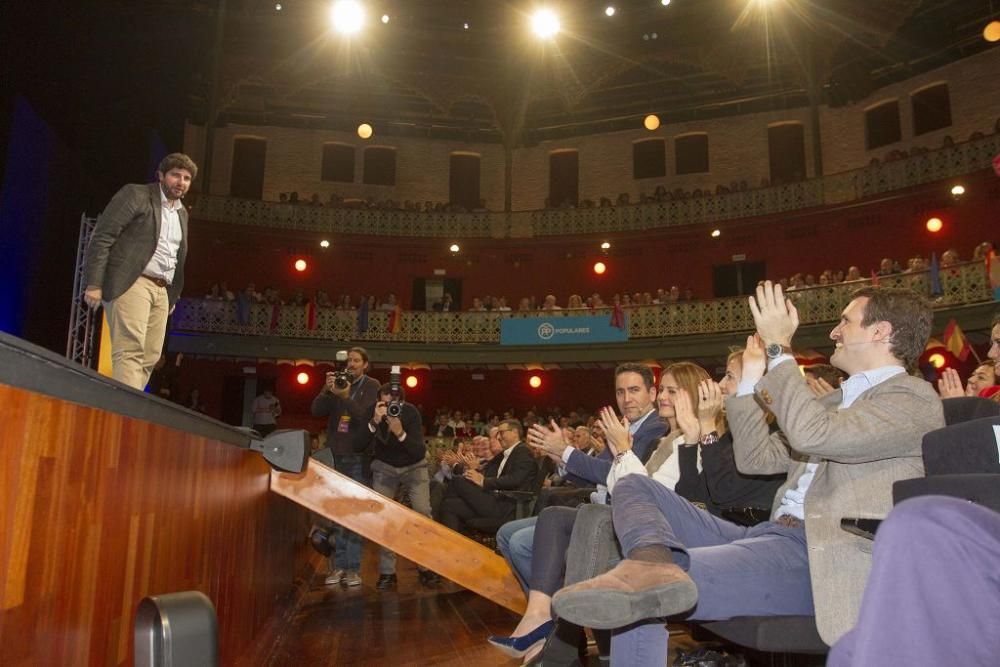 Casado apadrina las candidaturas de Ballesta y López Miras