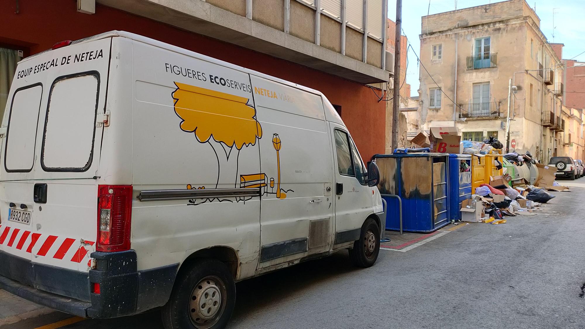 Figueres segueix patint la vaga d'escombraries una setmana després