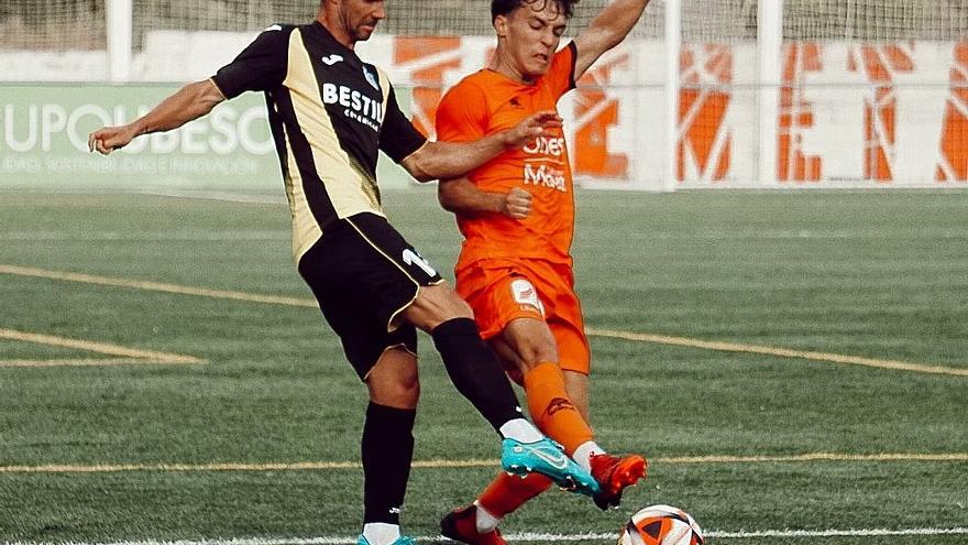 Atzeneta y Ontinyent 1931 disputan el cuarto amistoso de pretemporada, ante Torrent y Alzira