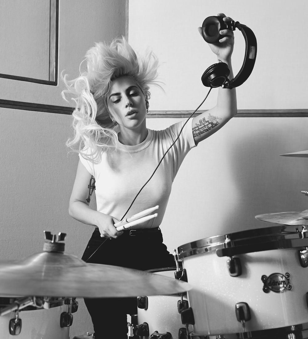 Victoria's Secreto Fashion Show 2016: Lady Gaga