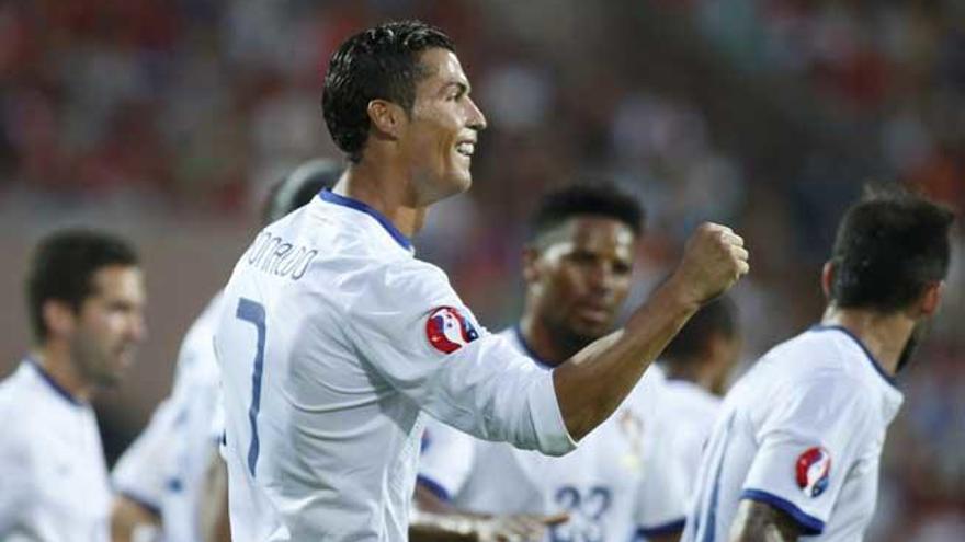 Cristiano Ronaldo celebra uno de sus goles con Portugal.