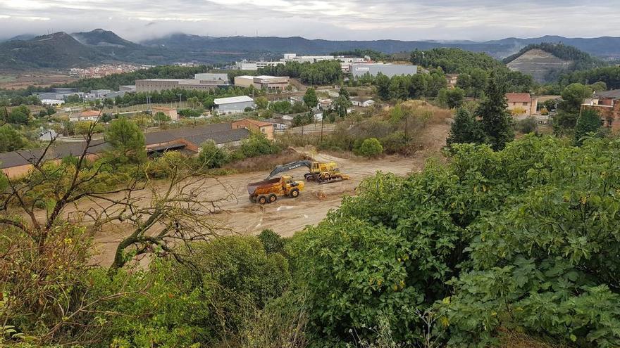 Primers treballs d&#039;urbanització del nou vial