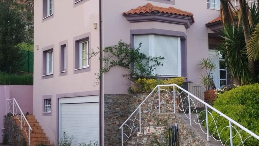 El gran misterio de la &quot;casa de los horrores&quot; de Oviedo: un montón de pañales sucios bajo la cama