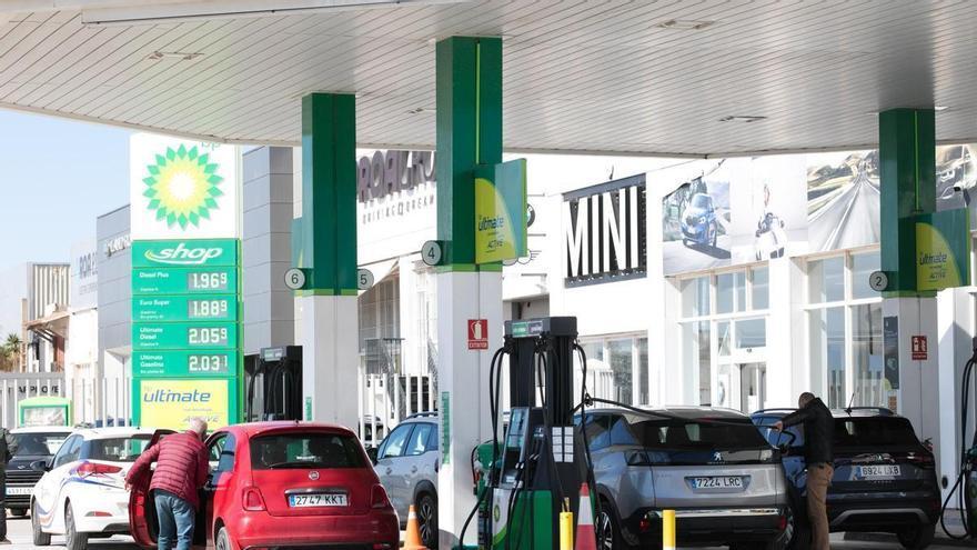 José Raya, presidente de la asociación de transportistas de Ibiza, sobre las medidas contra la subida del precio del carburante: "Las valoramos muy muy muy negativamente"