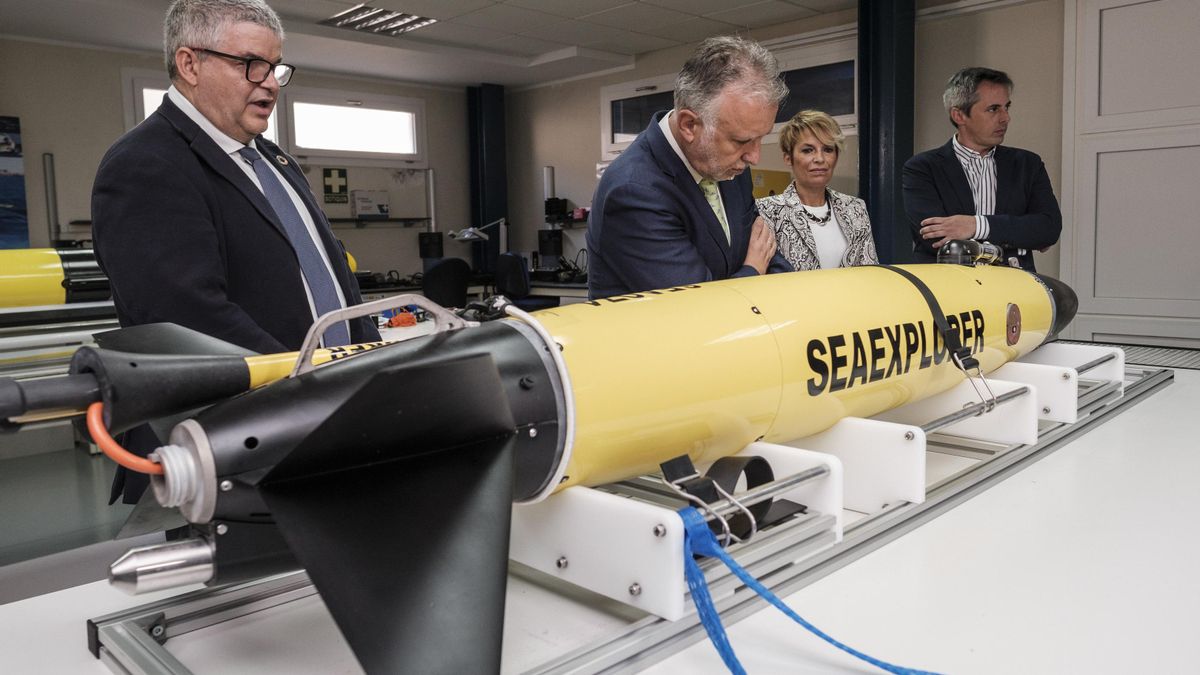 El presidente del Gobierno de Canarias asiste a la presentación del proyecto de energías renovables.