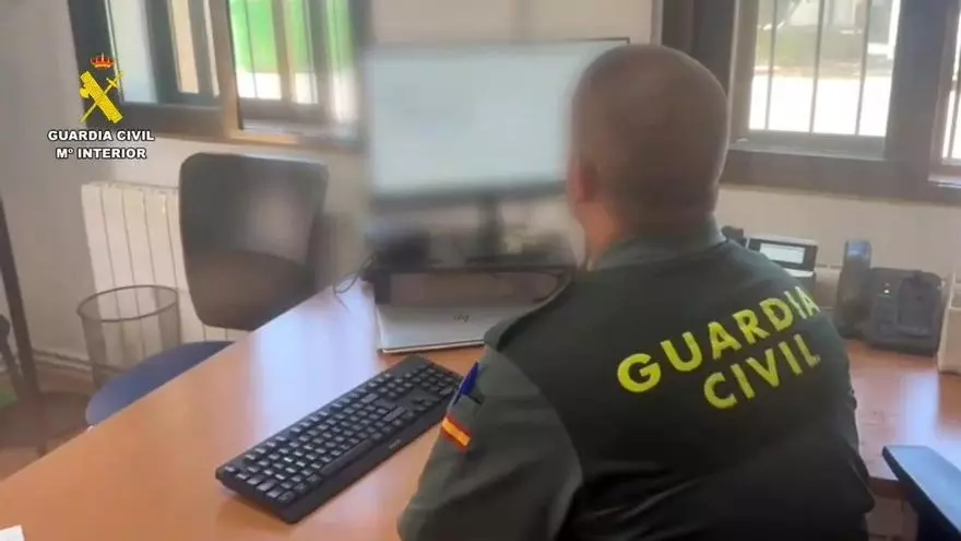 La Guardia Civil investiga a cuatro miembros de una misma familia en Cáceres por un fraude que habría dejado 180.000 euros en pérdidas a seis residentes en Alicante