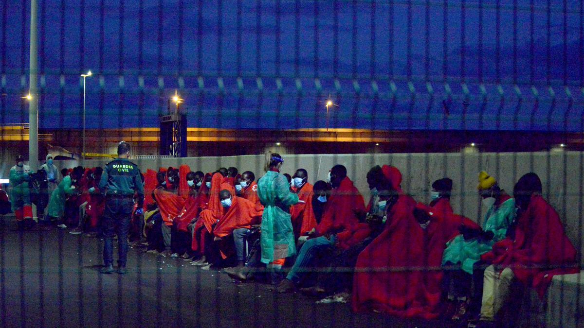 Migrantes llegados a El Hierro este jueves