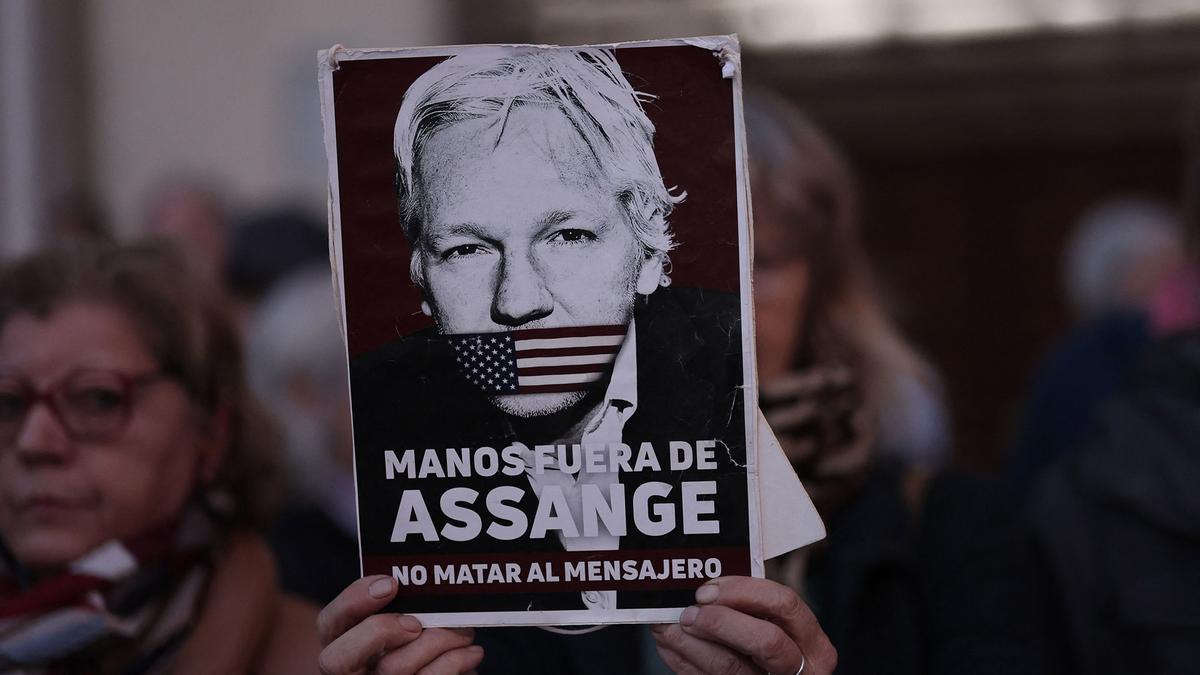 Multiples concentraciones por la libertad de Julian Assange