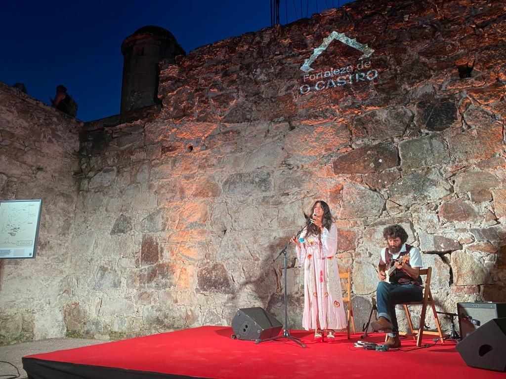 Acto de inauguración de las galerías, el polvorín y el patio de armas de O Castro ya musealizados