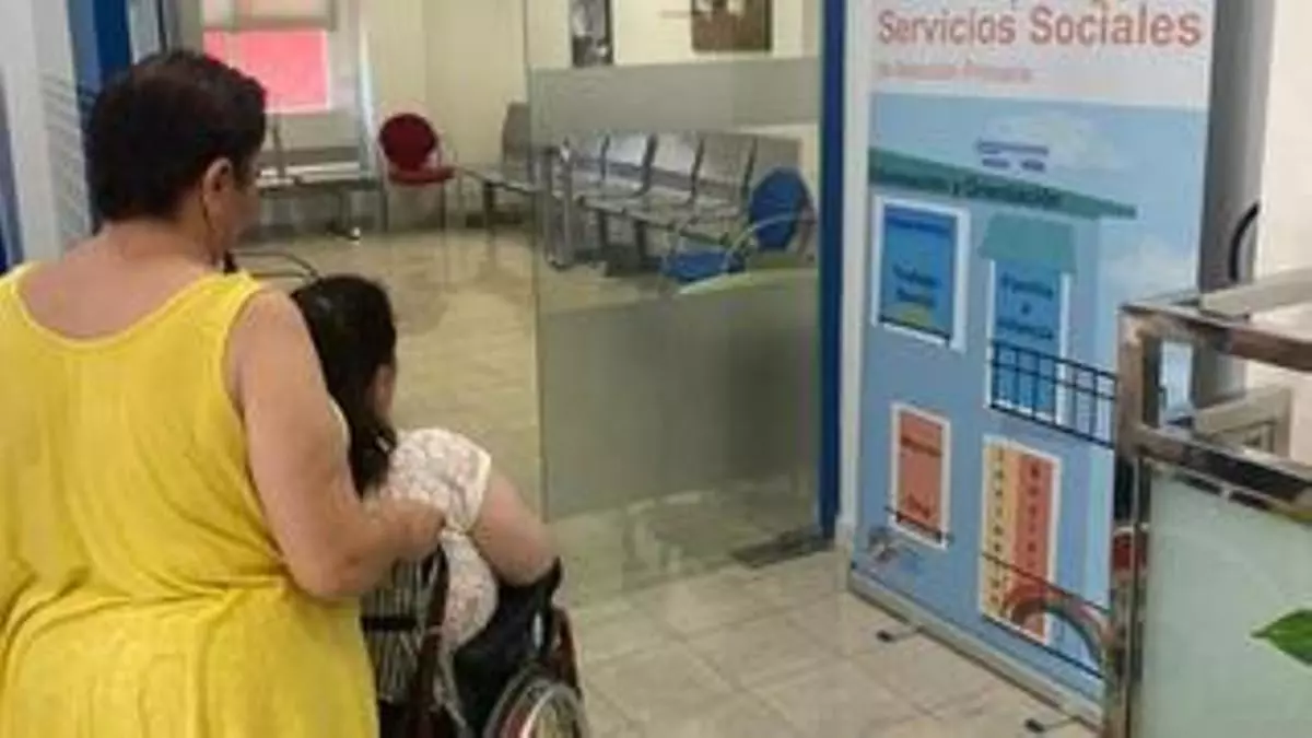 La Comunidad aumenta en más de 9.000 horas mensuales el servicio de Ayuda a Domicilio para personas dependientes