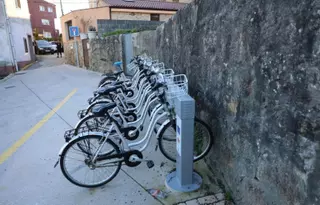 A Illa recupera el servicio de bicicletas de alquiler después de un año de parón