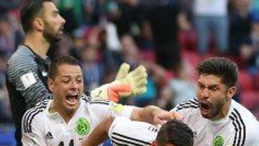 Un gol mexicà en temps de descompte deixa Portugal sense victòria