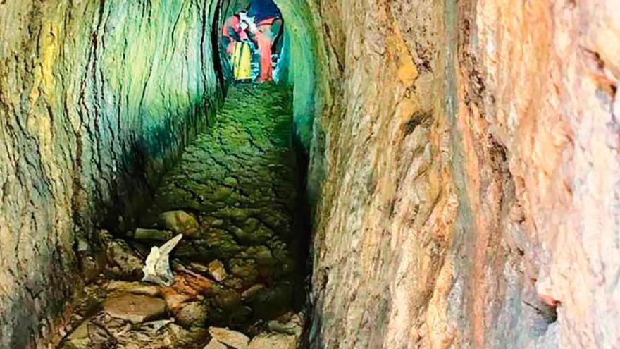 Primer tramo de la galería hallada en O Pombal. Foto: ECG