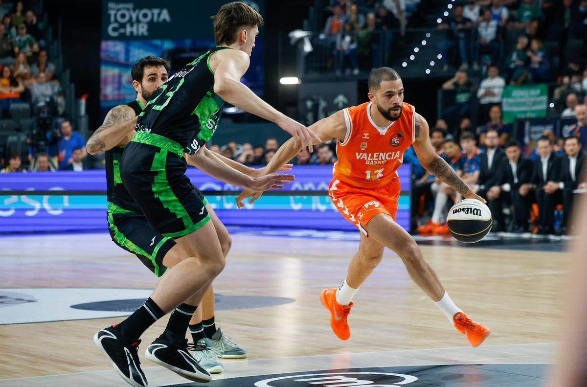 Darius Thompson, titular en el primer partido de la Copa del Rey.