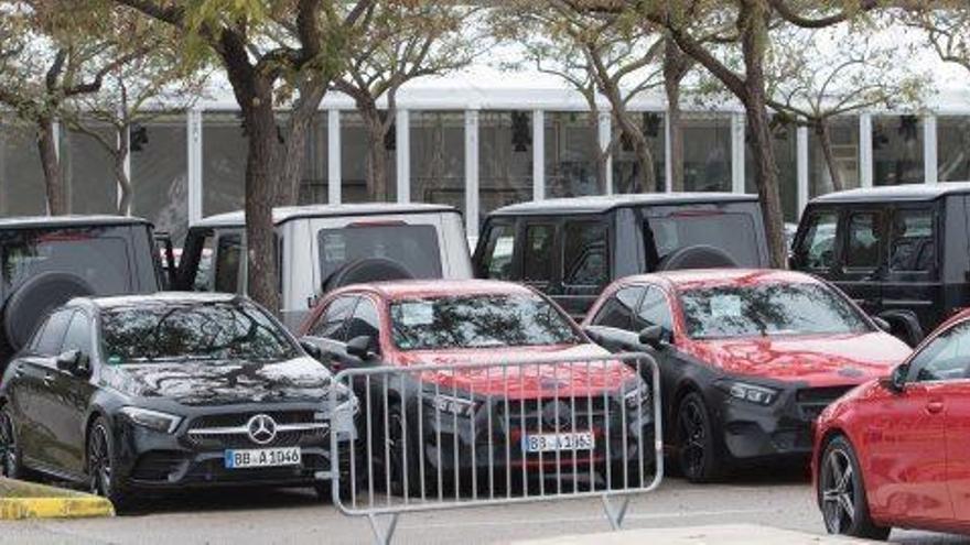 Preparativos del Recinto Ferial para la presentación de Mercedes, ayer.