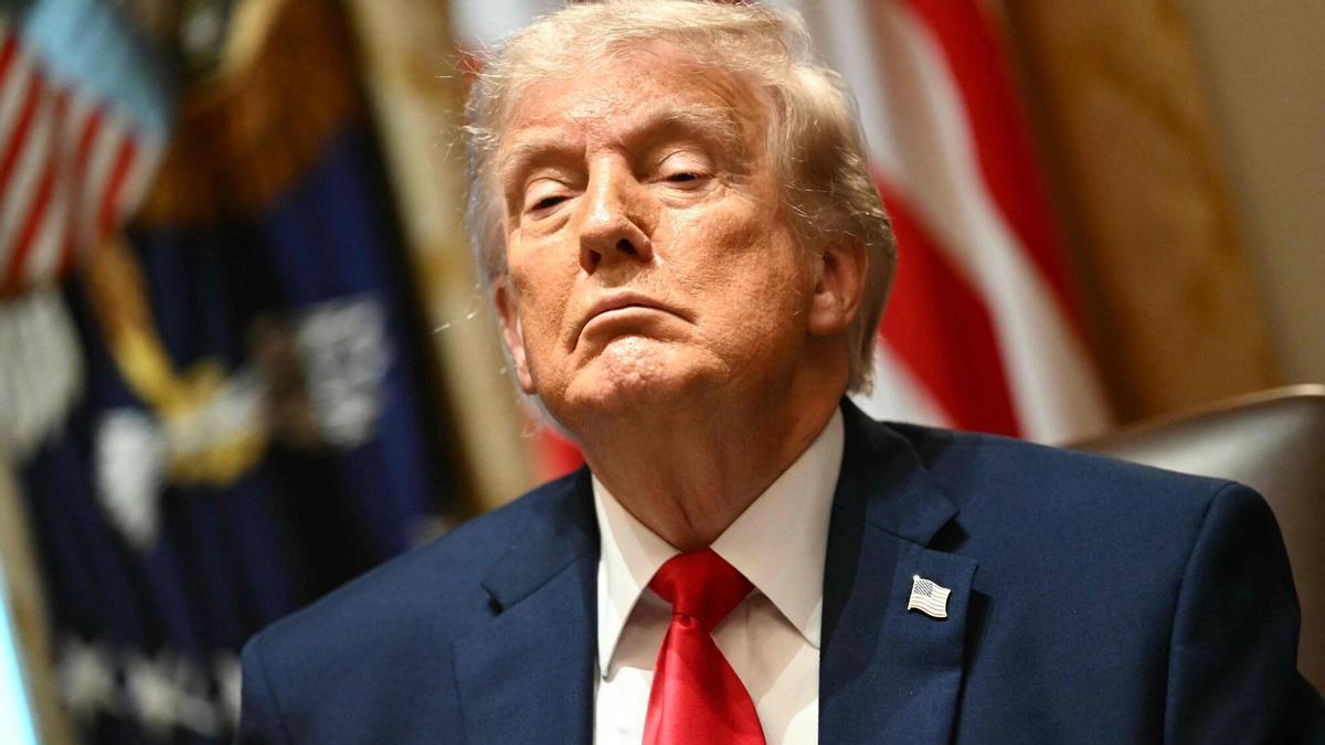 Trump rechaza un pacto que permita a Irán controlar el estrecho de Ormuz