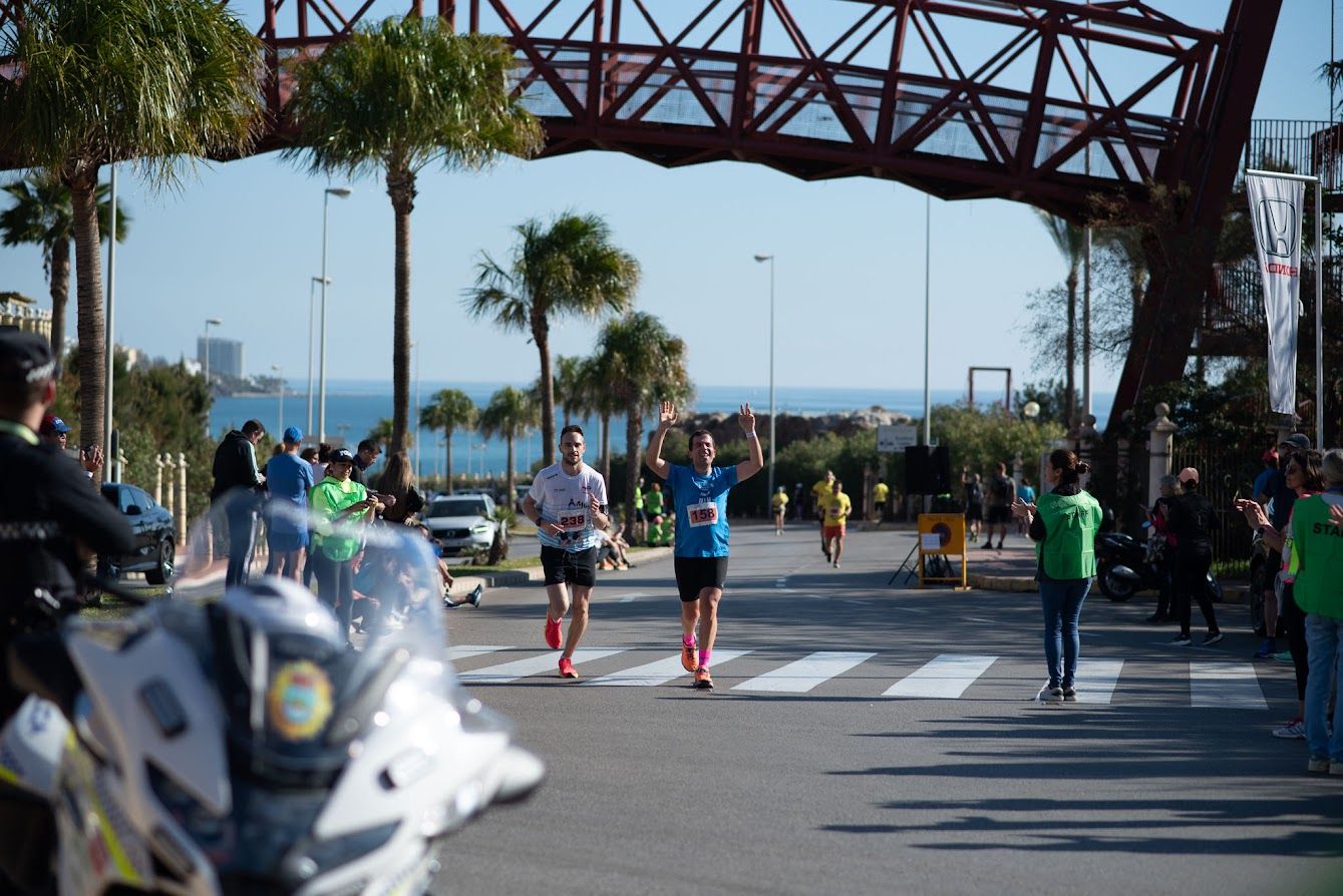 Una imagen de la VIII Carrera Litoral de Benalmádena.