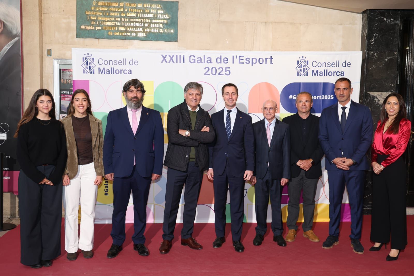 Neus Fernández, Martina Gomila, Pedro Bestard, Toni Nadal, Llorenç Galmés, Llorenç Serra Ferrer, Kiko Martín, Toni Prats y Brigitte Yagüe, este martes en el Auditorium