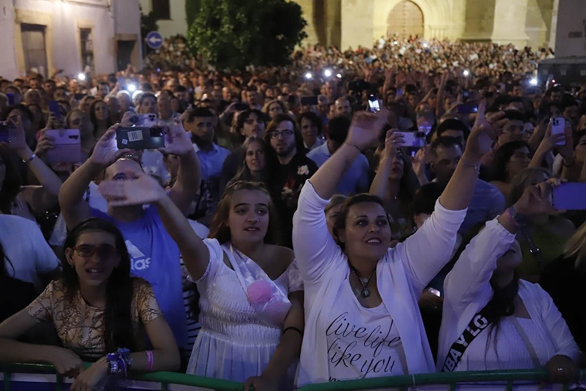 Ambientazo en las calles más flamencas de Córdoba