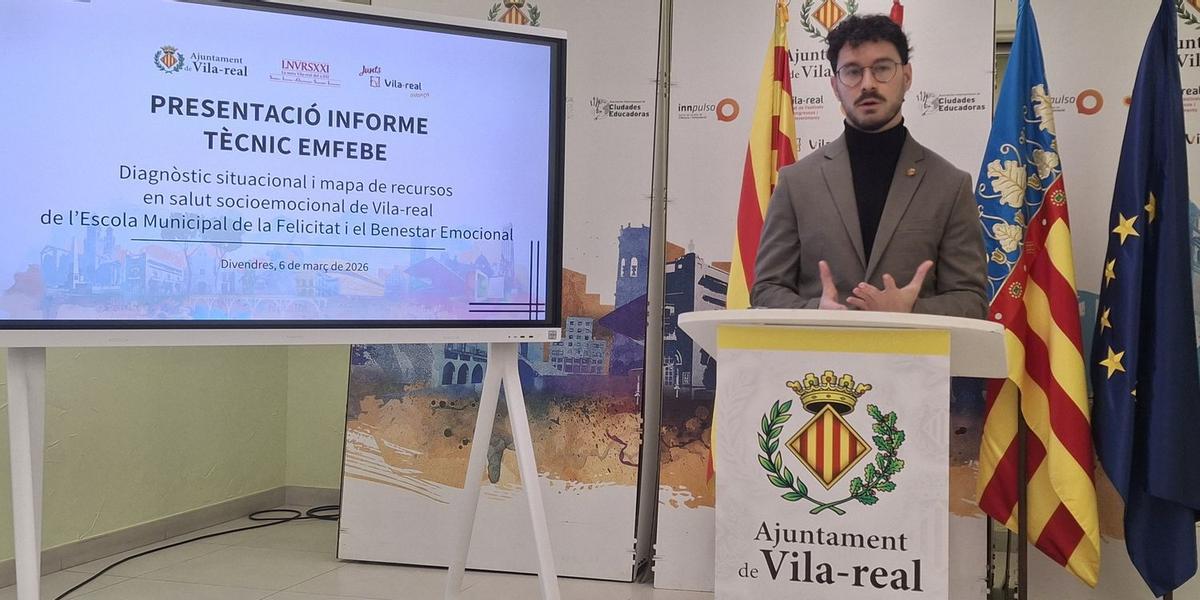 El director de Emfebe y doctor en Psicología, Martín Sánchez, ha esplicado los detalles de los recursos y necesidades rn materia de salud mental en Vila-real.