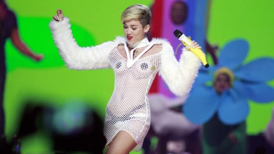 Miley Cyrus en el iHeartRadio Music Festival.