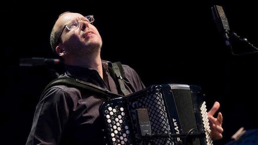 Ludovic Beier, un enamorado del jazz clásico de la Costa Este, y el carisma del pianista Chico Pérez
