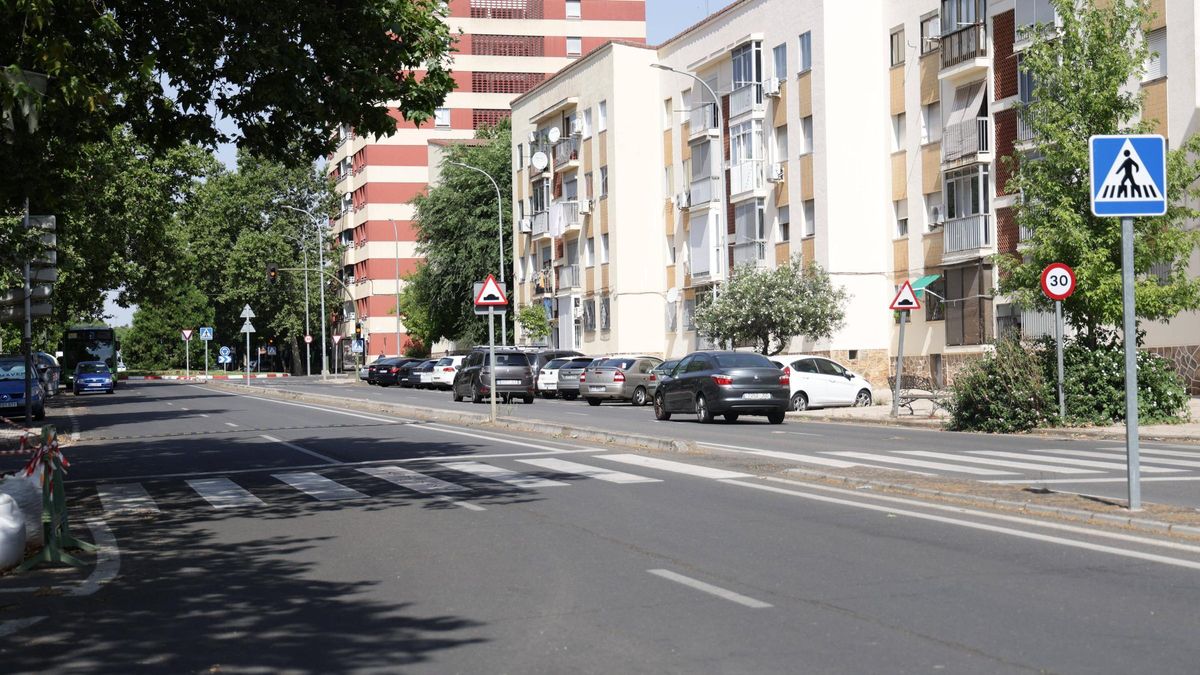 Avenida de la Hispanidad a la altura de donde se produjo el atropello este domingo.