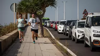 La playa de Teresitas recuperará el carril bus para los días de calor