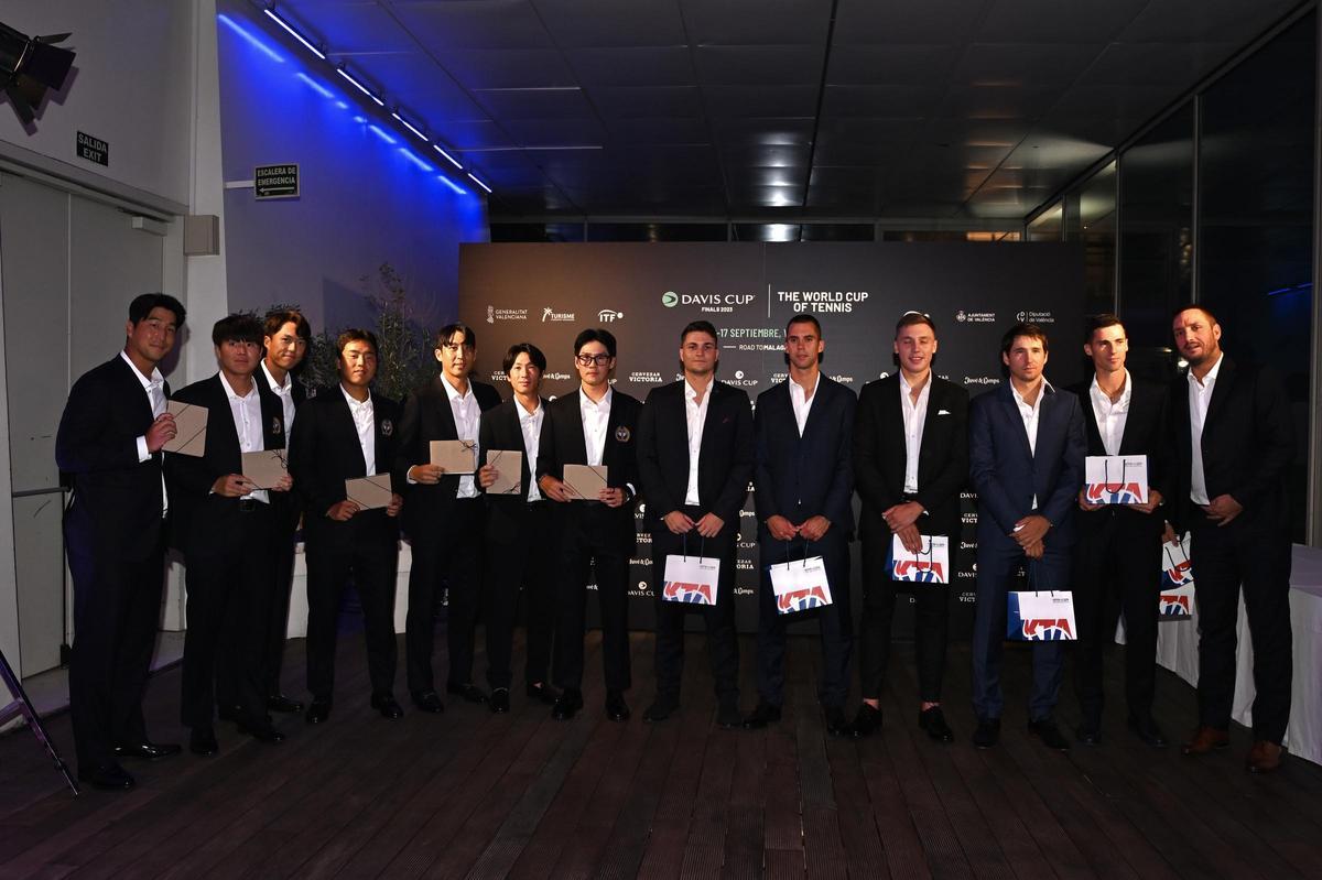 Cena oficial en el Veles e Vents de València por la Copa Davis